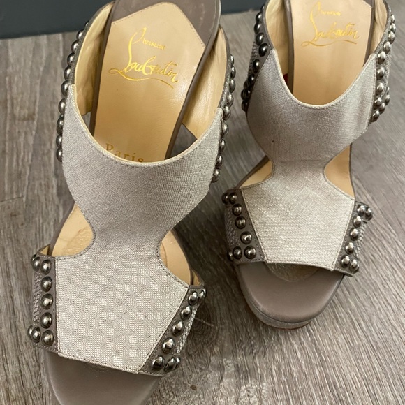 Christian Louboutin Hassaneta 120 Version Grey - Picture 2 of 12